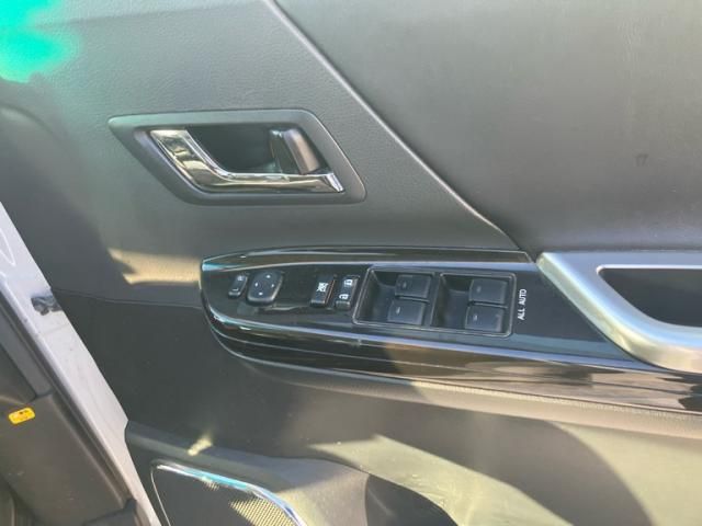 TOYOTA VELLFIRE 4WD 2013 Image 31