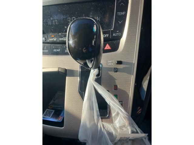 TOYOTA VELLFIRE 4WD 2013 Image 31