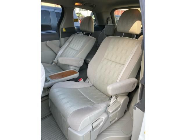 TOYOTA ESTIMA 2009 Image 31