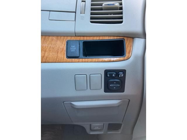 TOYOTA ESTIMA 2009 Image 31