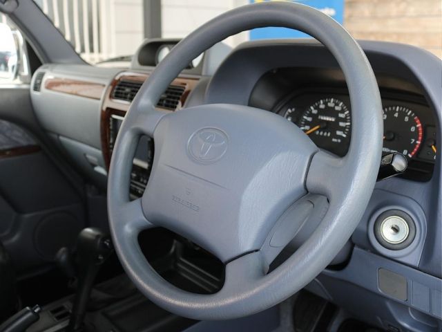 TOYOTA LANDCRUISER PRADO 1998 Image 31