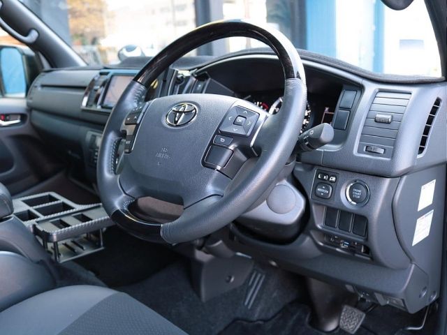 TOYOTA HIACE VAN 2WD 2023 Image 31