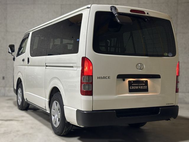 TOYOTA HIACE VAN 4WD 2019 Image 31