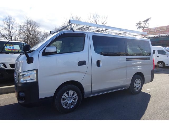 NISSAN NV350 CARAVAN 4WD 2013 Image 31