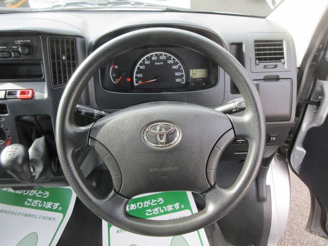 TOYOTA TOWNACE TRUCK 2WD 2012 Image 31