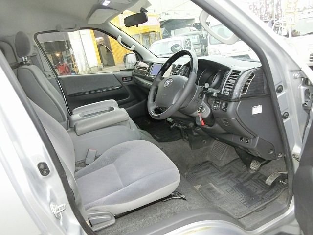 TOYOTA REGIUSACE VAN 2WD 2009 Image 31