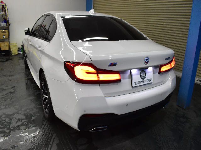 BMW 5SERIES SEDAN 2021 Image 31