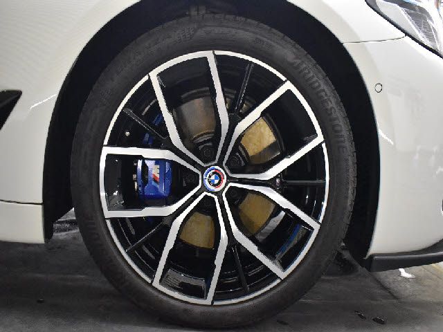 BMW 5SERIES SEDAN 2021 Image 31
