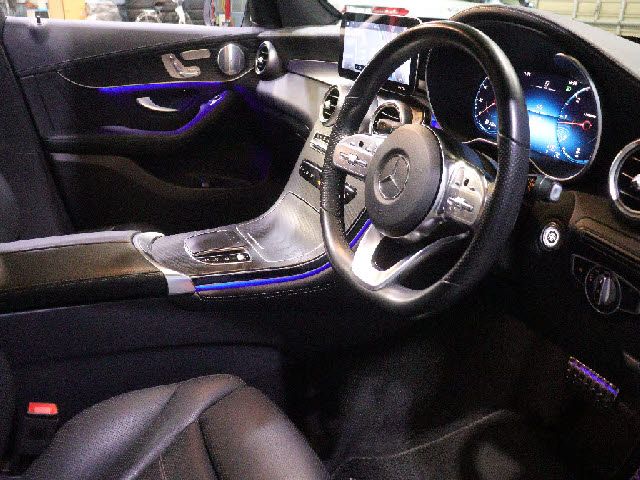 MERCEDES BENZ GLC CL 2020 Image 31