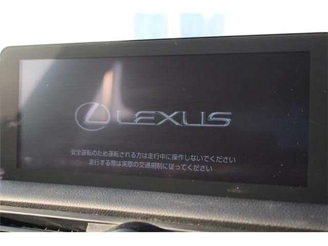 TOYOTA LEXUS IS300H 2023 Image 31