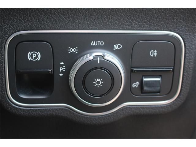 MERCEDES BENZ GLB 2020 Image 31