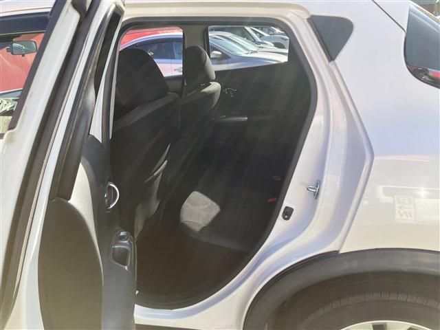 NISSAN JUKE 2017 Image 31