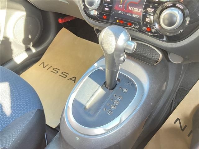 NISSAN JUKE 2017 Image 31