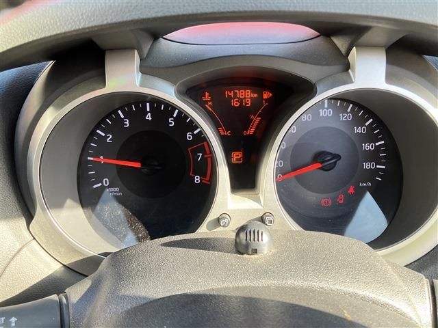 NISSAN JUKE 2017 Image 31