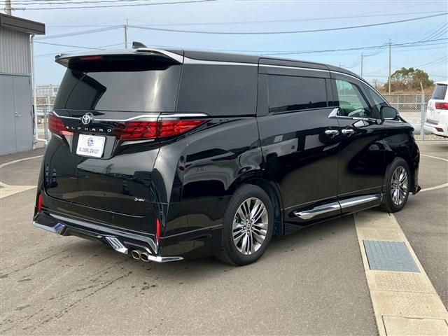 TOYOTA ALPHARD HYBRID 2024 Image 31