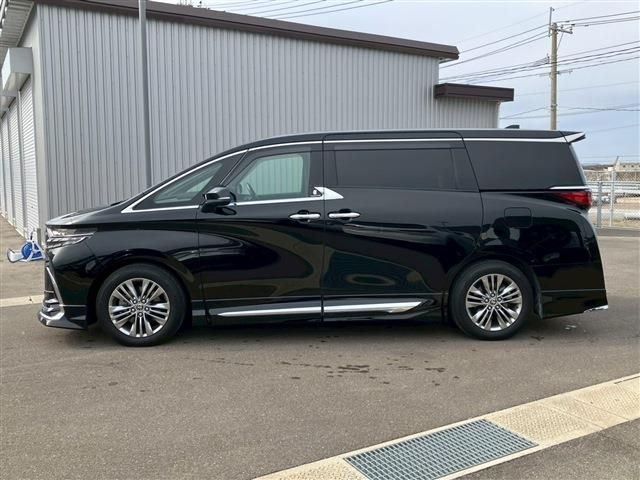 TOYOTA ALPHARD HYBRID 2024 Image 31