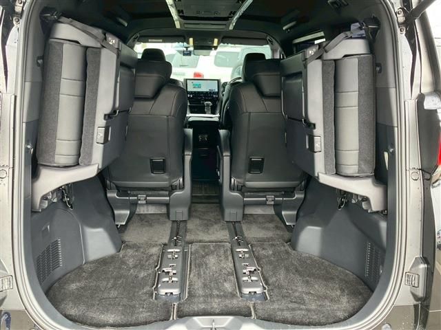 TOYOTA ALPHARD HYBRID 2024 Image 31