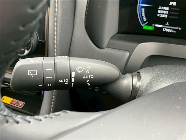 TOYOTA ALPHARD HYBRID 2024 Image 31