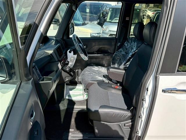 DAIHATSU TANTO CUSTOM 2025 Image 31