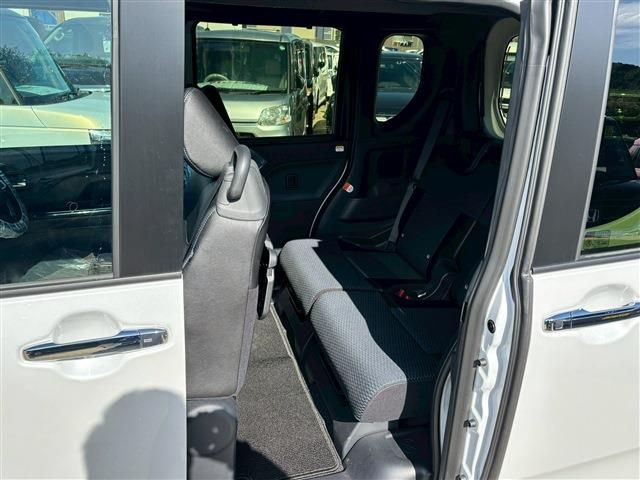 DAIHATSU TANTO CUSTOM 2025 Image 31