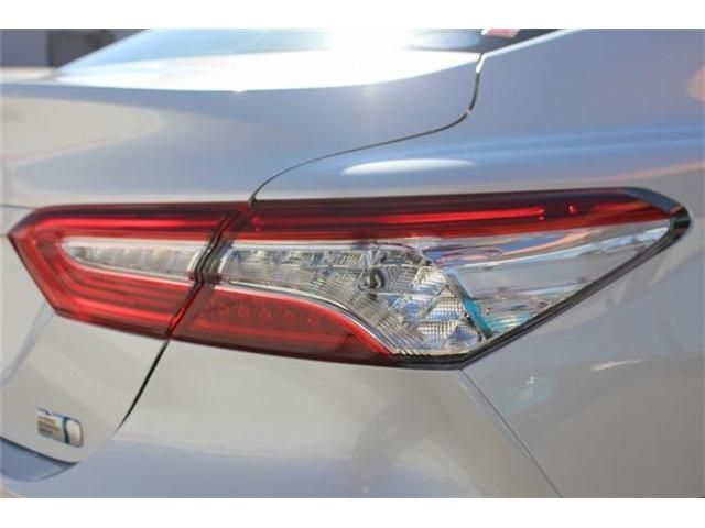 TOYOTA CAMRY HYBRID 2017 Image 31