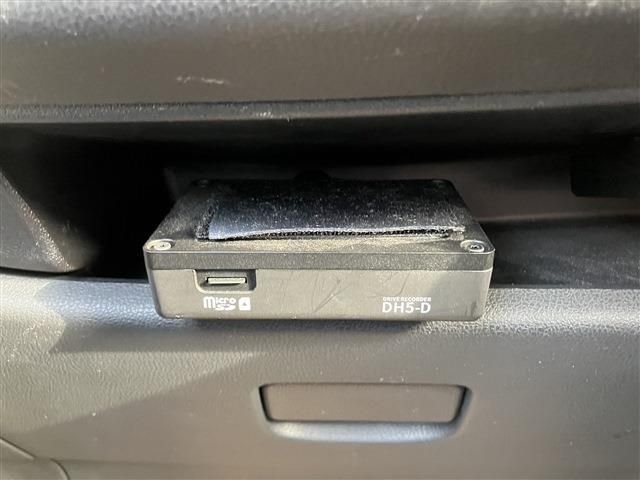 NISSAN MARCH 2021 Image 31