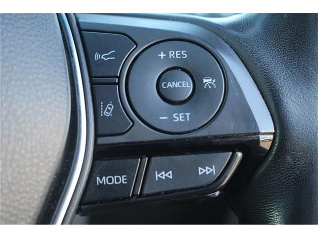 TOYOTA CROWN SEDAN HYBRID 2018 Image 31