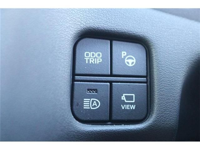 TOYOTA CROWN SEDAN HYBRID 2018 Image 31