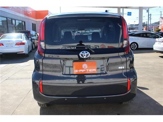 TOYOTA SIENTA HYBRID 2023 Image 31