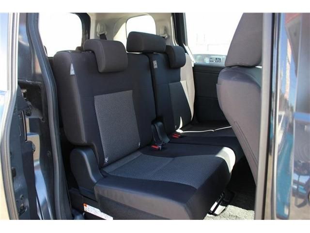 TOYOTA SIENTA HYBRID 2023 Image 31