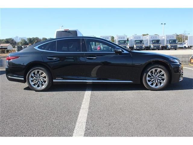 TOYOTA LEXUS LS500H 4WD 2018 Image 31
