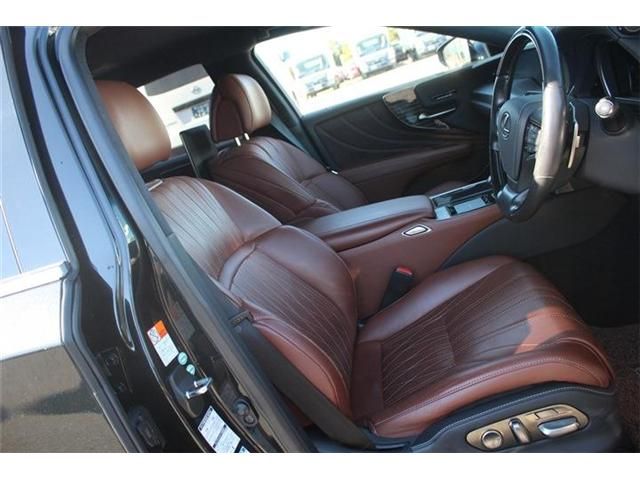 TOYOTA LEXUS LS500H 4WD 2018 Image 31