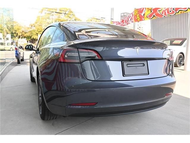 TESLA MODEL 3 2022 Image 31
