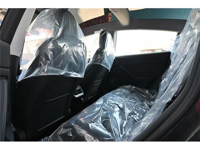 TESLA MODEL 3 2022 Image 31