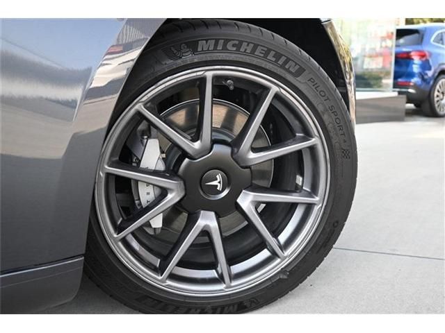 TESLA MODEL 3 2022 Image 31