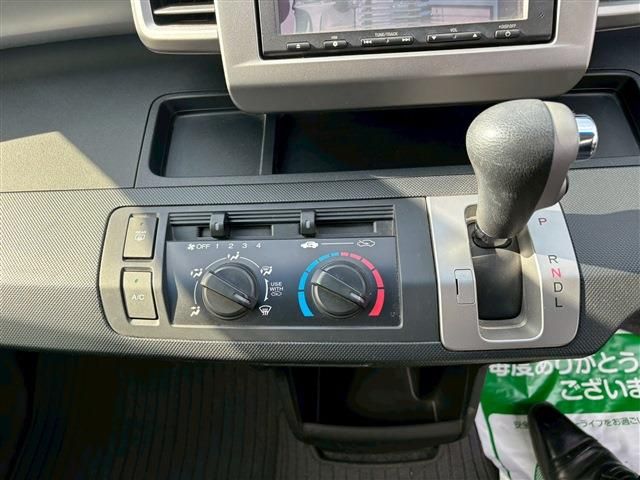 HONDA FREED 2014 Image 31