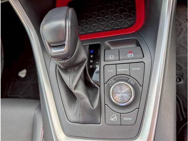 TOYOTA RAV4 4WD 2022 Image 31