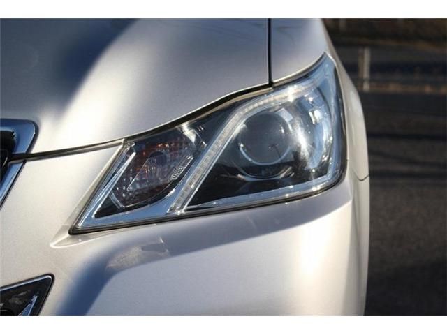 TOYOTA CROWN SEDAN HYBRID 2013 Image 31