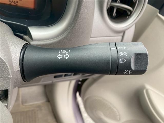 NISSAN MARCH 2011 Image 31