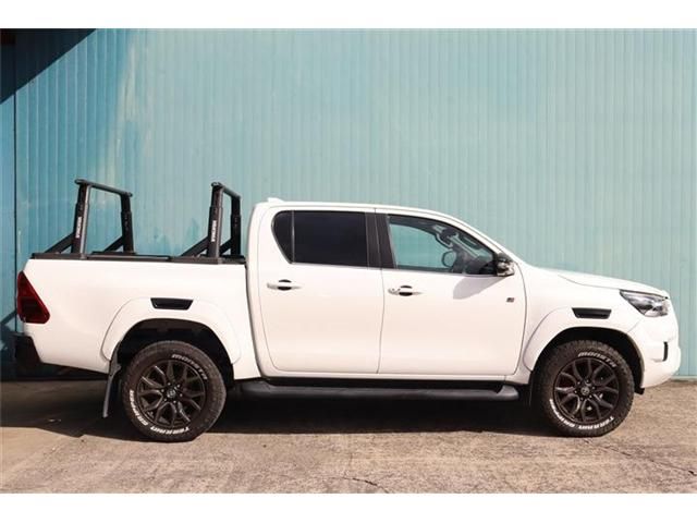 TOYOTA HILUX 4WD 2022 Image 31