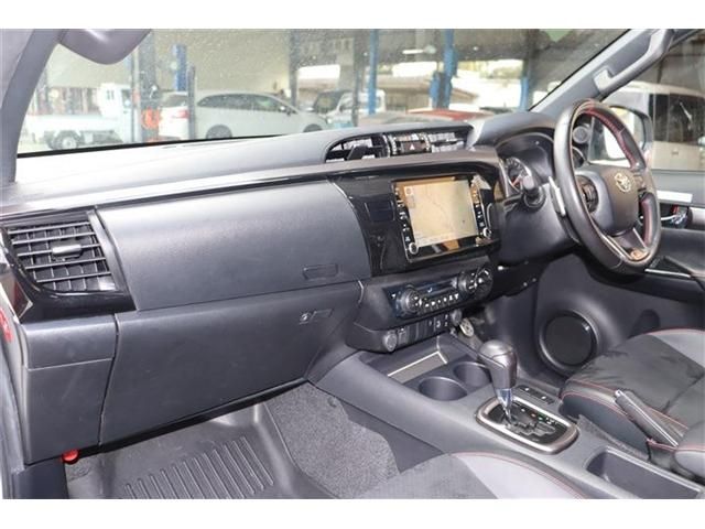 TOYOTA HILUX 4WD 2022 Image 31