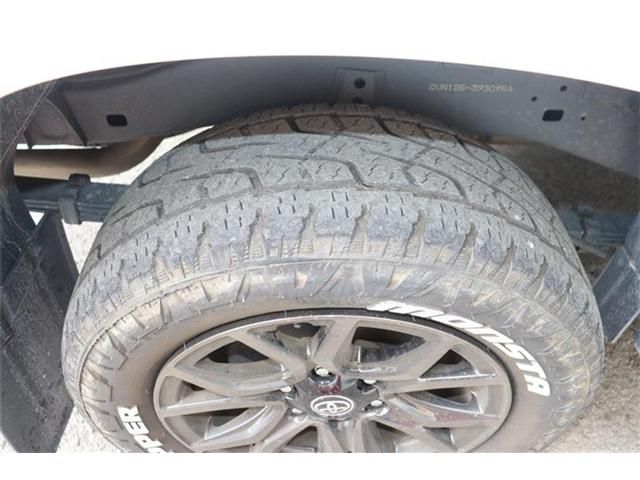 TOYOTA HILUX 4WD 2022 Image 31