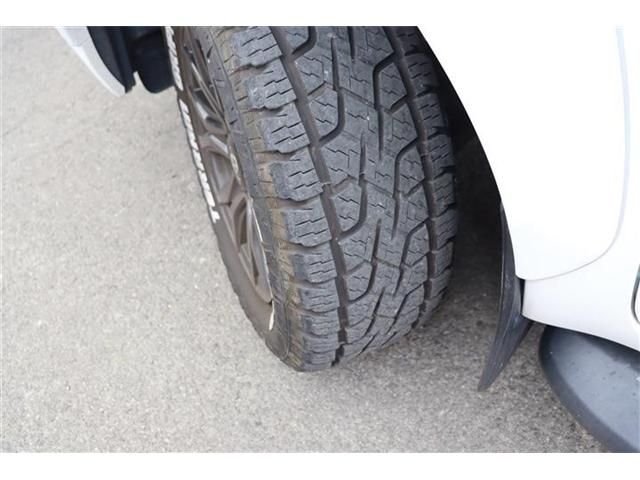 TOYOTA HILUX 4WD 2022 Image 31