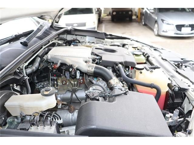 TOYOTA HILUX 4WD 2022 Image 31