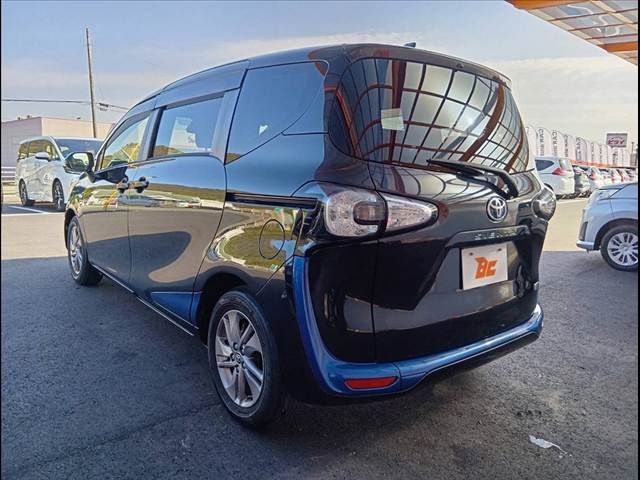 TOYOTA SIENTA HYBRID 2016 Image 31