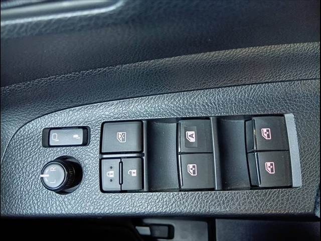 TOYOTA SIENTA HYBRID 2016 Image 31