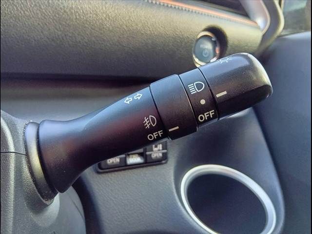 TOYOTA SIENTA HYBRID 2016 Image 31