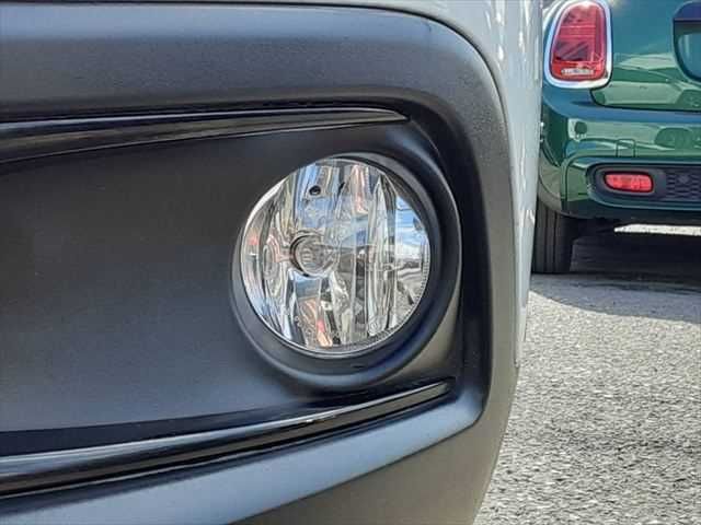 PEUGEOT 2008 2017 Image 31