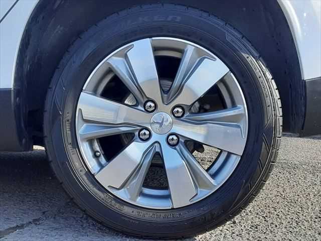 PEUGEOT 2008 2015 Image 31