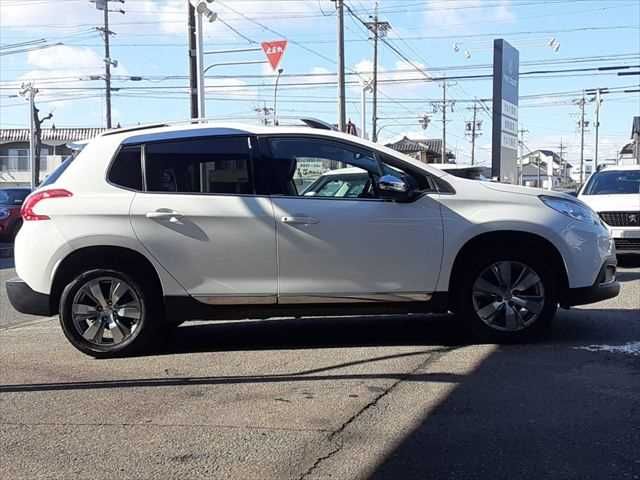 PEUGEOT 2008 2015 Image 31